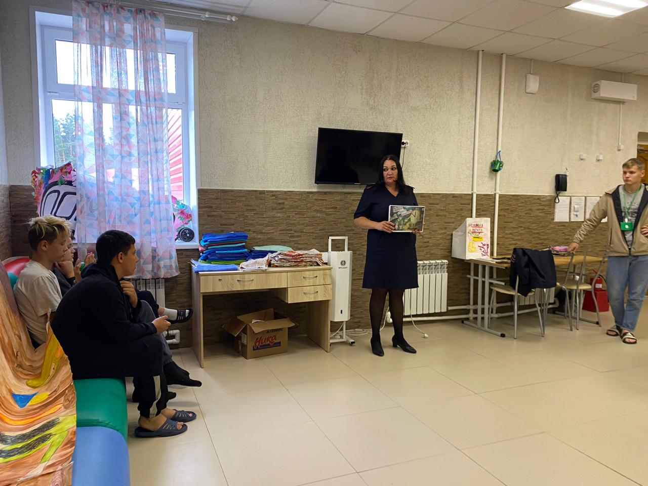  «Молодость против наркотиков». Полицейские рассказали детям о вреде наркотиков 